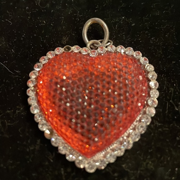 Retro 1990s silver tone pink druzy heart pendant with 38 crystal accents - Picture 2 of 9